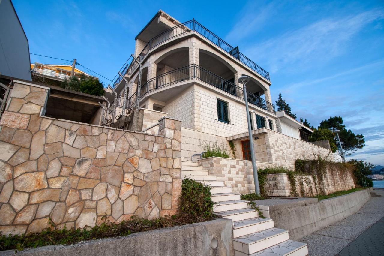 Villa Anteo Uz Plazu Sa Privatnim Parkingom Neum Exterior foto